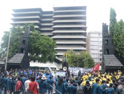 Demo, Geram Tuntut Kepemimpinan Jokowi-Ma’ruf Amin