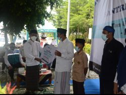 Peringati Hari Santri, Bagikan Telur dan Beasiswa untuk Yatim