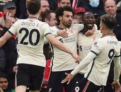 Gelontor 5 Gol ke Gawang MU, Liverpool Bayangi Chelsea
