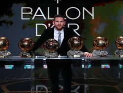 Singkirkan Ronaldo dan Salah, Messi Dinobatkan Raih Ballon d’Or 2021