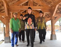 Jelang Setahun Mengabdi, Yes-Bro Napak Tilas Peradaban Islam di Lamongan