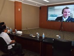 Bupati Yuhronur Siapkan Pemimpin Masa Depan Berwawasan Global