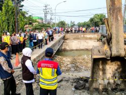 Gubernur dan Bupati Maksimalkan Percepatan Perbaikan Jembatan Ngaglik 1, Balun, Lamongan