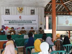 Tangkap Peluang Ekonomi, Disperin dan Naker Latih Warga Kerajinan Pelepah Pisang