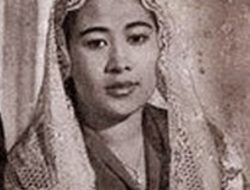 Fatmawati, Pahlawan Nasional, Aktivis Nasyiatul Aisyiyah dari Bengkulu