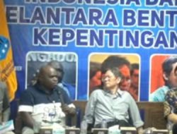 Anggap di Titik Nadir, Pigai: Gadaikan Negeri, Perilaku Pemimpin Pongah