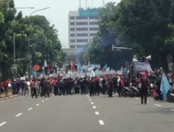 Dijaga Ketat Aparat Keamanan, Demo Aksi 411 yang Digelar PA 212 Tetap Berjalan