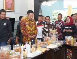 IKM Lamongan Rambah Toko Modern, Taufik: Itu Karena Bupati Tak Bosan Menyemangati