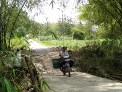 Jembatan Penghubung di Desa Kacangan Ambruk, Tiga Kali Kirim Proposal, Hasilnya Nihil
