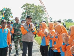 Mitigasi Bencana Alam, Bupati Lamongan Ajak Warga Tanam Ribuan Pohon Bambu