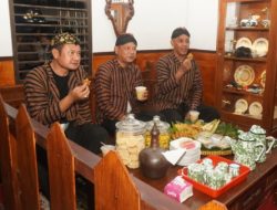 Anggap Sudah Megilan Sejak Lama, Bupati Kenalkan Lamongan Tempo Doeloe