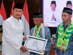 Berangkatkan 581 dari 1.697 CJH, Bupati Lamongan Doakan Sehat dan Mabrur