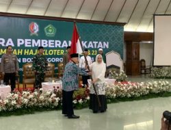 Lepas Jemaah Haji Bojonegoro, Bupati Anna Mu’awanah: Selalu Jaga Kesehatan