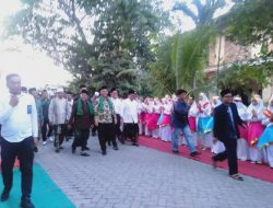 Ke Ponpes Al-Rosyid, Wakil Menteri Agama Resmikan Gedung Madrasah Ibtidaiyah