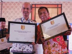 Jamin Penduduk Rentan, Inovasi Petik Duren Raih Public Service of The Year Jawa Timur