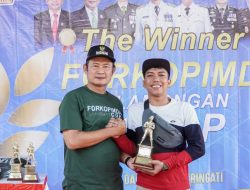 Bupati dan Forkopimda Ramaikan Pasar Rakyat dan Lomba Burung HUT ke-78 TNI