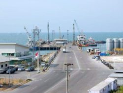 Pemkab Ajukan Raperda Badan Hukum Lamongan Integrated Shorebase ke DPRD