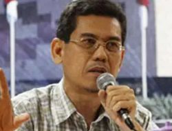 Banyak Langgar Kontistusi, Rakyat Tuntut Pemakzulan Presiden Jokowi Segera!!