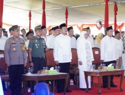 Wujud Gerakan Lamongan Menghafal, Gubernur Khofifah Wisuda 3.964 Tahfid