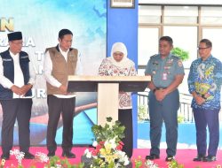 Kunjungi Brondong, Lamongan, Gubernur Khofifah Resmikan SMKN Maritim