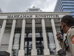 Usulan DPR Bisa Dipecat oleh Rakyat, MK Tolak Gugatan Mahasiswa