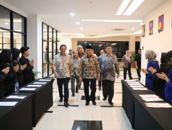 Kuliah Umum di ITEBA, Menko PMK: Lulusan Vokasi Dibutuhkan Dunia Industri