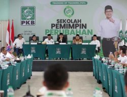 Buka Sekolah Pemimpin Perubahan, Gus Imin Minta Lebih Produktif dan Terukur