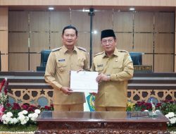 Jaga Akuntabilitas, Eksekutif dan Legislatif Lamongan Tandatangani Komitmen Anti Korupsi