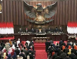Resmi Bekerja, 580 Caleg DPR dan 152 Caleg DPD RI Dilantik Ketua Makhkamah Agung