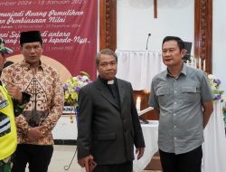 Bupati Yuhronur Tinjau Sejumlah Gereja, Pastikan Kondusivitas Perayaan Natal