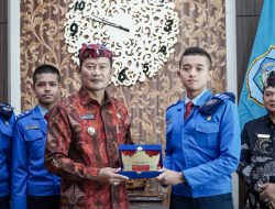Bupati Yuhronur Berbagi Pengalaman dan Kepemimpinan kepada Siswa SMA Taruna