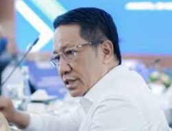 Hanya Didukung 6 Persen, Bikin Munas Tandingan, Agung Laksono Klaim Ketua PMI