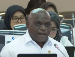 Vokalis Sukatani Dipecat sebagai Guru, Menteri HAM: Tidak Dibenarkan
