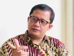 Kang Ubed, Akademisi yang Dicopot UNJ Diduga Sering Kritik Keluarga Jokowi