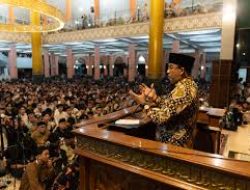 Anies di Luar Pemerintahan, Bangkitkan Kesadaran Publik tentang Kondisi Negara