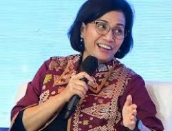 Rupiah Nyaris Tembus Rp 17 Ribu, Sri Mulyani: Ini Akibat Kebijakan Trump