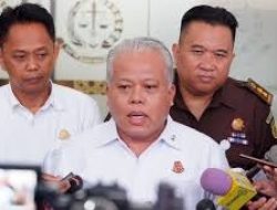 Bantah Nadiem, Kapuspenkum: Berubah dari Windows Jadi Chromebook