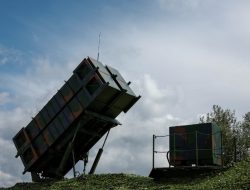 Respon Janji Trump, Kremlin Ingin Tahu Senjata AS Apa yang Dikirim ke Ukraina