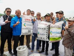 Lamongan Jadi Pilot Project Penebusan Pupuk Subsidi Sektor Perikanan