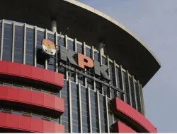 Pengamat Minta Jangan Percaya Jokowi, terkait Kembali ke UU KPK Lama