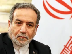 Tolak Utusan Trump, Menlu Iran: Baru Sadar Ya, Kalau Perang Itu Mahal?…