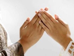 Muhammadiyah Lebaran Jumat, Pemerintah Tunggu Hasil Isbat Kemenag