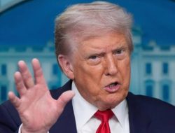 Ancaman tak Digubris Iran, Trump Perpanjang Diri Gencatan Senjata