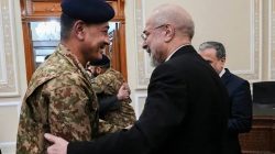 Trump Kembali Membual, Iran Bantah, dan Siap Perang Panjang