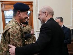 Trump Kembali Membual, Iran Bantah, dan Siap Perang Panjang