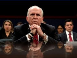 Sebut Tidak Waras, Mantan Direktur CIA: Trump Layak Digulingkan