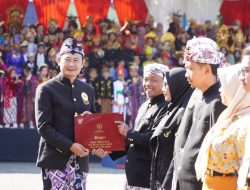 Beasiswa Perintis-Aksi Biru Dorong Kualitas dan Akses Pendidikan Lamongan