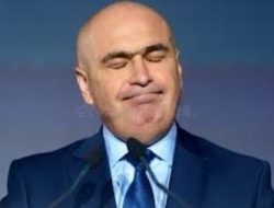 Dimakzulkan dari Jabatan sebagai PM Rumania, Ilie Bolojan Murka