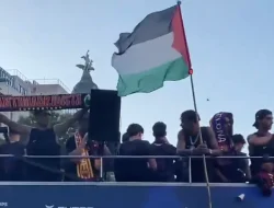 Selebrasi Juara La Liga, Lamine Yamal Kibarkan Bendera Palestina