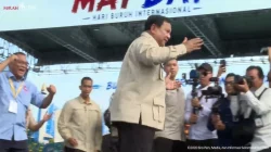 Hadiri May Day, Berikan Safari ke Buruh, Prabowo Disambut Antusias Pekerja